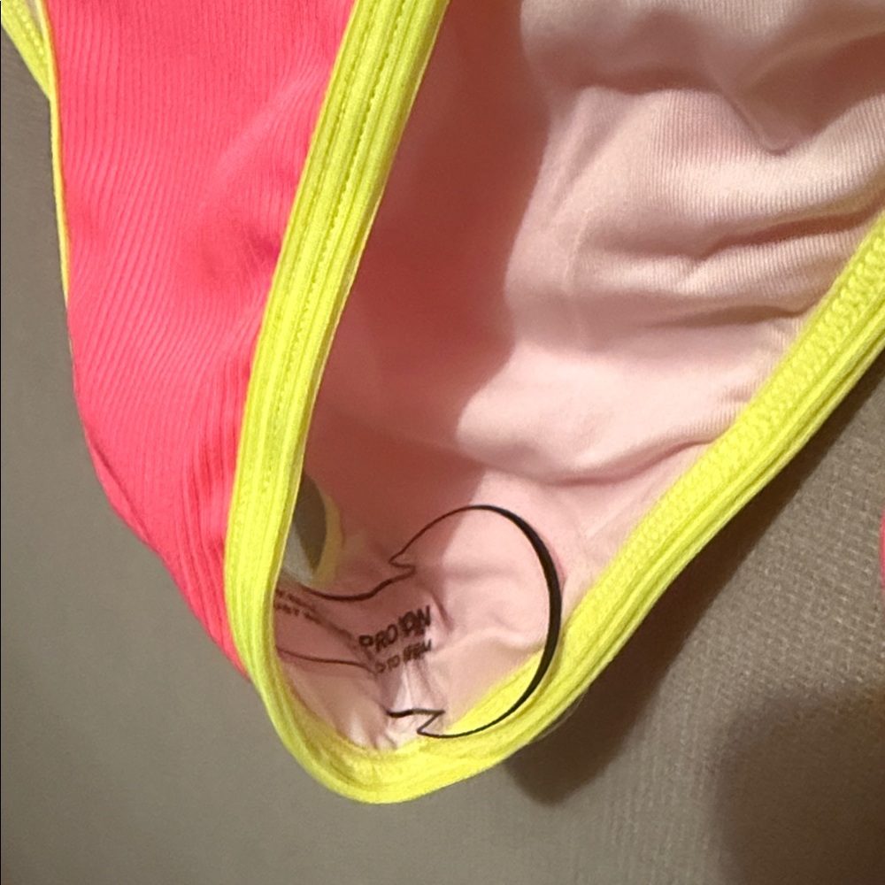 NWT colorblock Neon Pink and Yellow Bikini size Medium - Picture 3 of 7